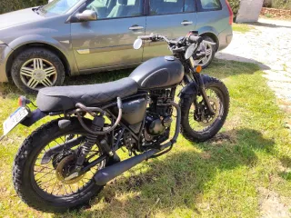 Mutt Sabbath 125cc Negra