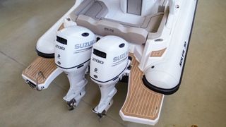 Salpa Soleil 30 - Semirrígida 2024 con 20 hr