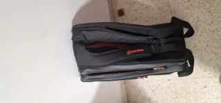 Bolsa y pala de pádel Bullpadel