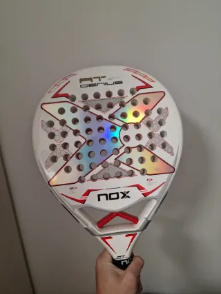 Bolsa y pala de pádel Bullpadel