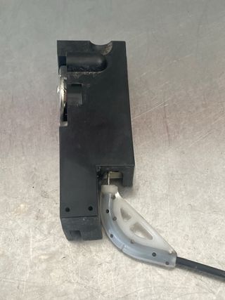 Cerradura Asiento CBR650RAC 2025