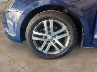 Volkswagen Jetta 1.6 TDI 105cv Advance Bluemotion Tech