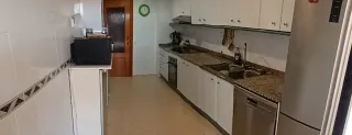 Gran piso con piscina comunitaria en zona residenc