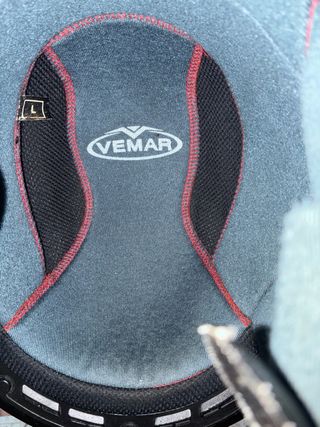 Casco de moto Vemar negro y rojo