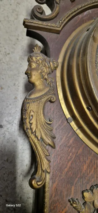 2 Relojes Antiguos de Pared Madera