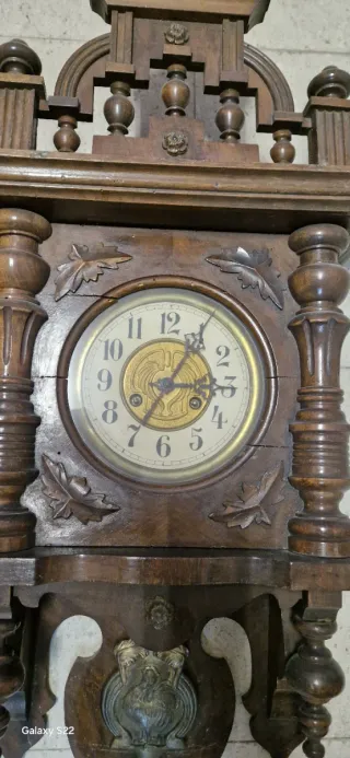 2 Relojes Antiguos de Pared Madera