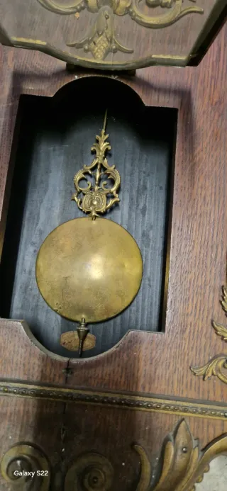 2 Relojes Antiguos de Pared Madera