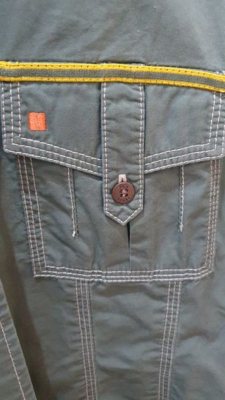 Camisa Purifica estilo safari urbano