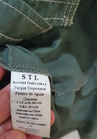 Camisa Purifica estilo safari urbano