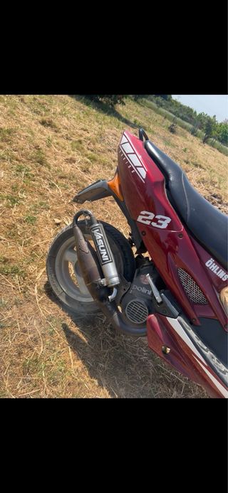 Peugeot Speedfight Roja y Blanca