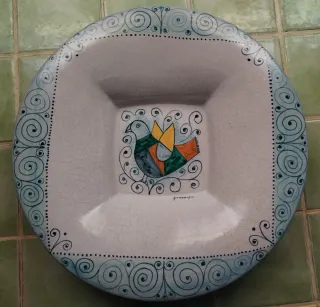 Piatto decorativo uccello dipinto a mano