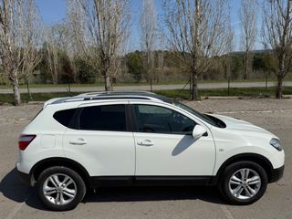 NISSAN QASHQAI 2.0 TEKNA PREMIUM 4X2 17 Piel
