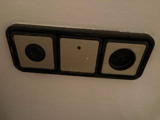 Marco para interruptor de luz