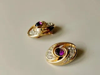 Pendientes vintage elegantes. A estrenar