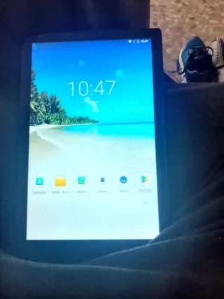 Tablet Negra y Multicolor