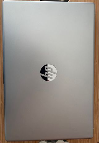 Portátil HP - Ryzen 7 / 16GB RAM