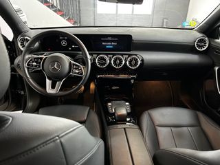 Mercedes-Benz Clase A SEDAN  2022