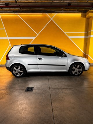 Volkswagen Golf V 1.4