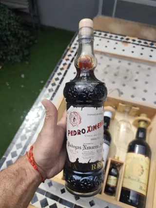 Set di tre bottiglie commemorative Bodegas Navarro per il 150° anniversario
