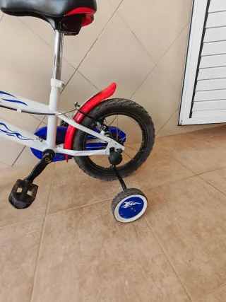 Bicicleta infantil Juguettos 4-5 años