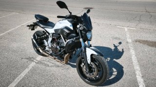 Yamaha MT-07 impecable con extras.