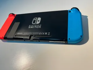 Nintendo Switch Azul/Rojo Completa