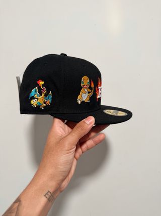Gorra New Era 59FIFTY x Pokémon Negra