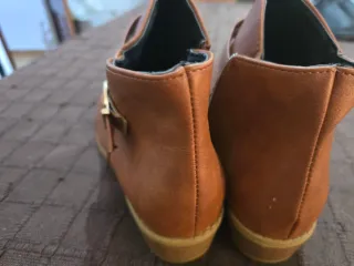 Botas T39 tacón pequeño marrón