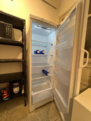 Nevera Indesit Blanca