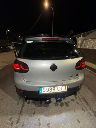 Volkswagen Golf 2004
