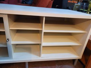 MUEBLE TELEVISIÓN IKEA