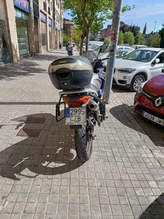 Honda varadero se venden dos unidades Sabadell.bar