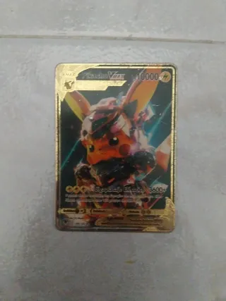 Cartas Pokémon VMAX Pikachu y Sandaconda de metal.