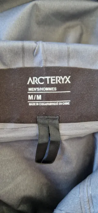 Giacca Arc'teryx Gore-Tex Alpha SV
