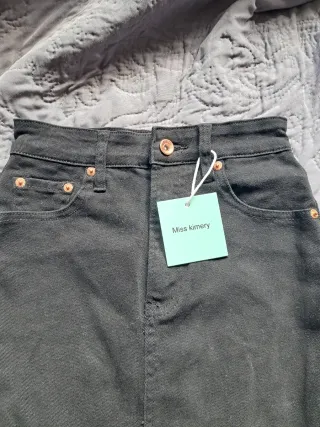 Falda vaquera larga negra Miss Kimmery