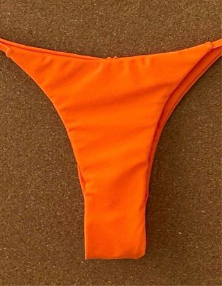 Bikini naranja talla S nuevo