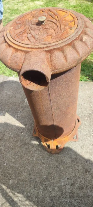 Estufa de leña rústica