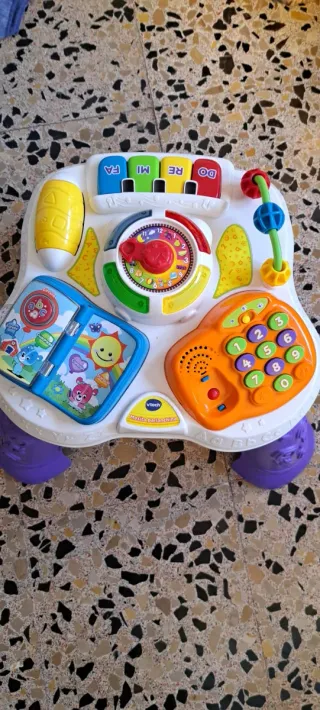 Mesita de actividades VTech para bebés