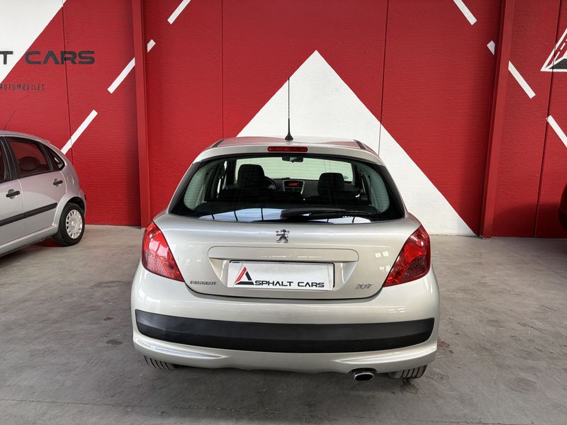 Peugeot 207 2007, foto 6