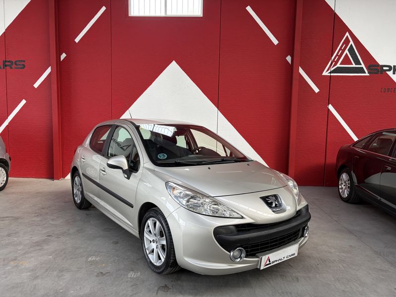 Peugeot 207 2007, foto 3