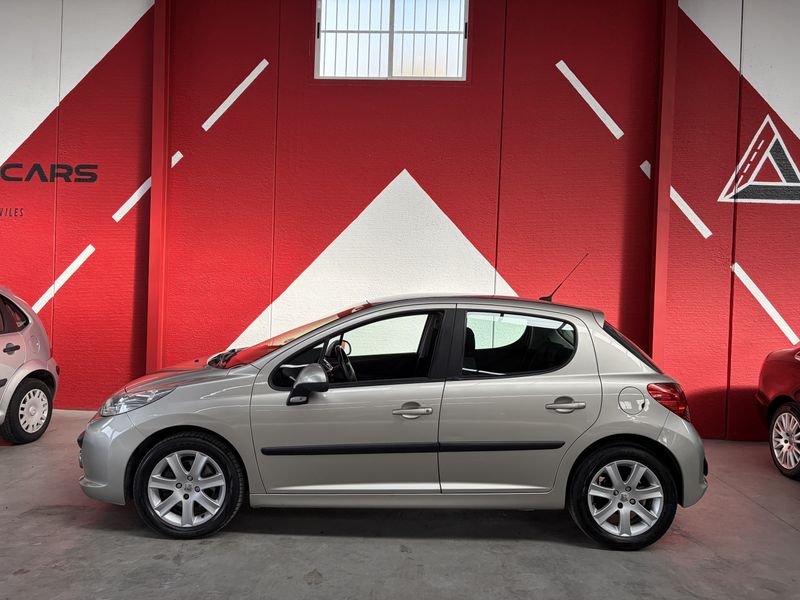 Peugeot 207 2007, foto 8