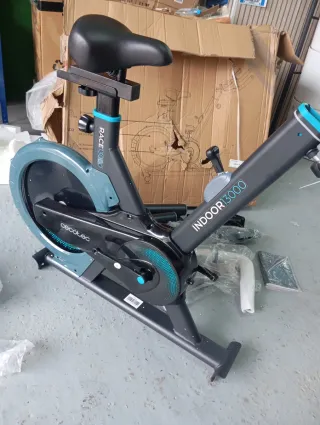 Bicicleta Estática Indoor Cecotec Race3000
