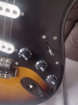 Guitarra eléctrica Fender Squier Stratocaster