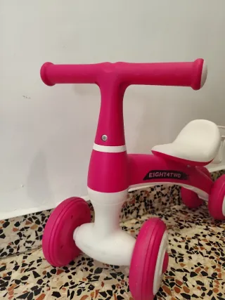 Moto correpasillos bebé rosa