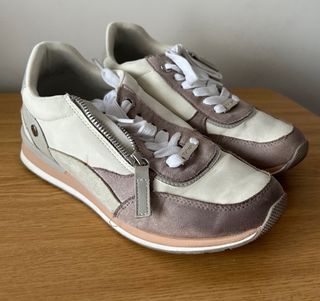 Zapatillas Refresh Crema Talla 40.