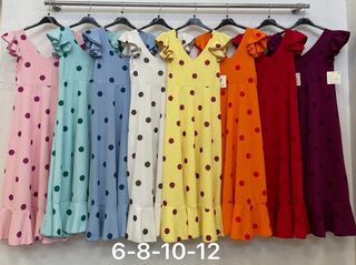 Vestido de lunares para niña