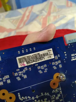 Tarjeta Gráfica Asus PCI Express 512MB