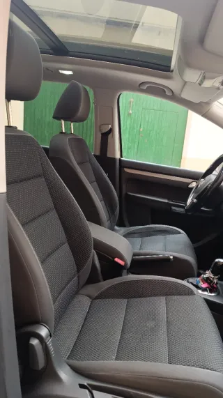 Volkswagen Touran 2011