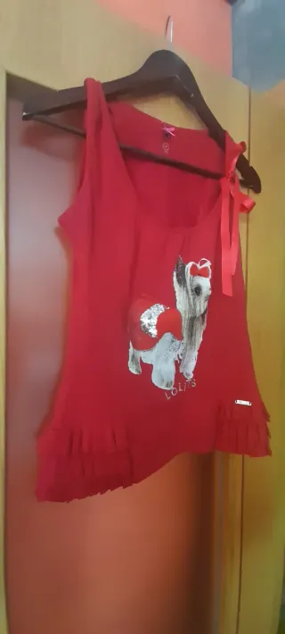 Camiseta Lolitas con perro y volantes