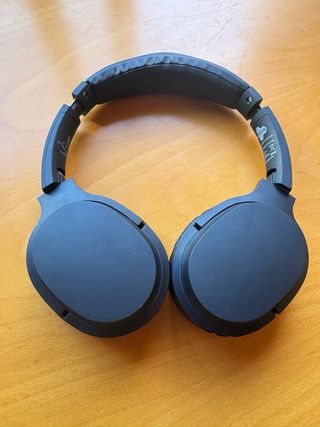 Audífonos negro mate